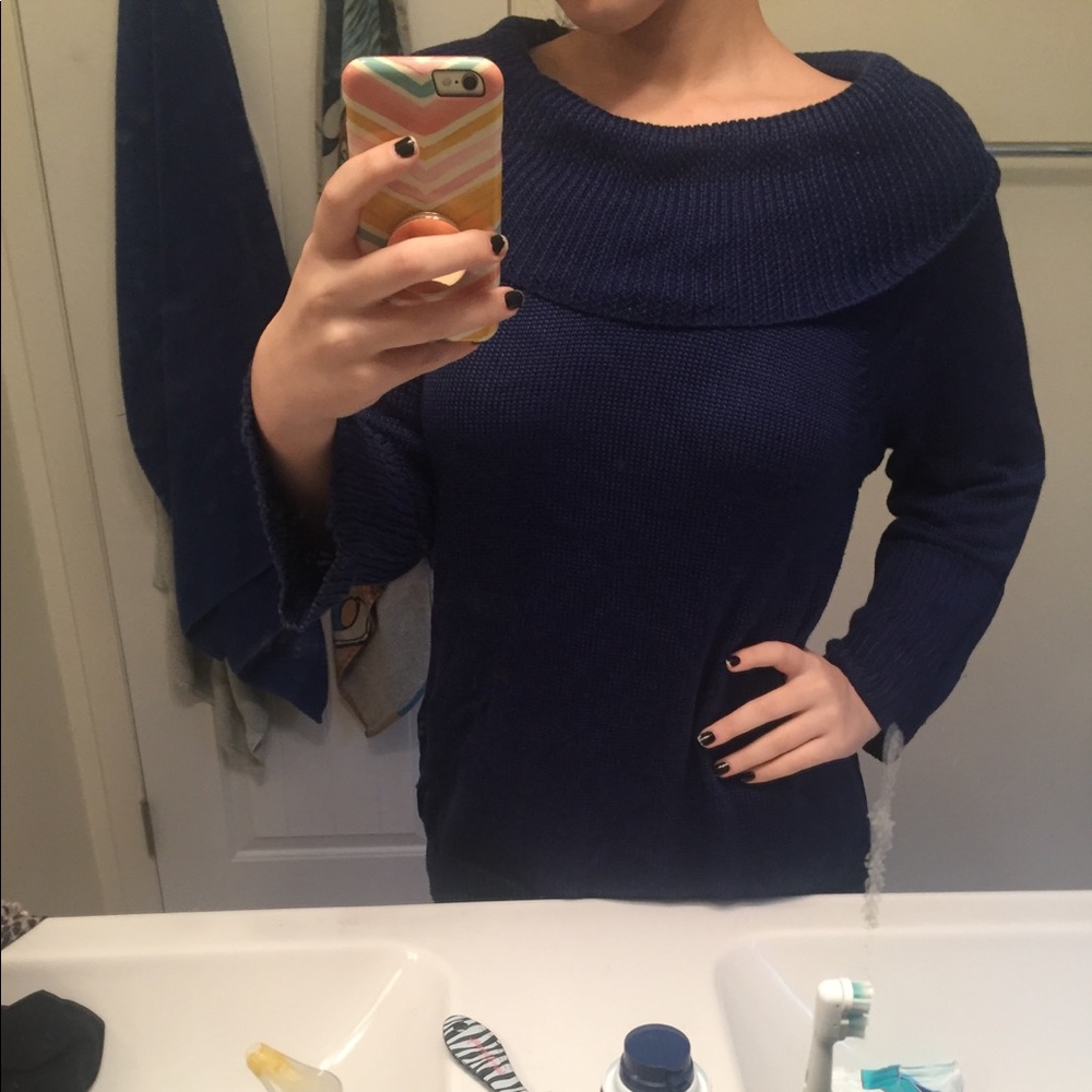 Blue long sleeved cowl neck tunic